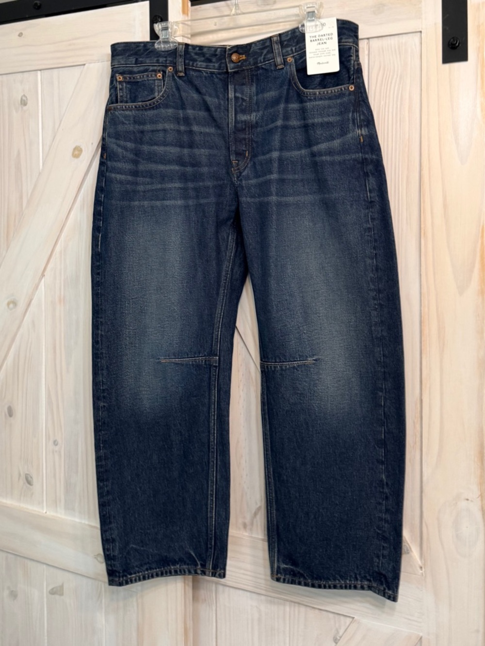 NWT Madewell 30 Barrel Leg Darted Button Jeans